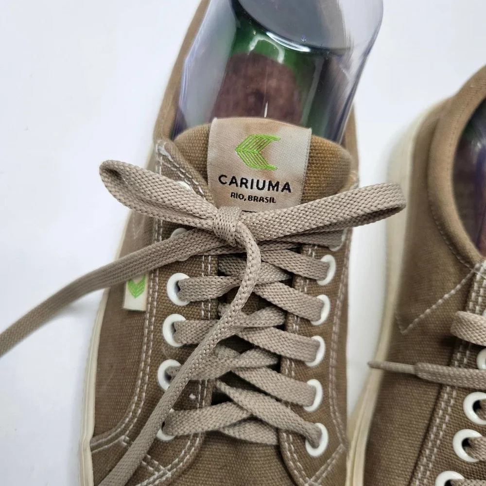 Cariuma Oca Low Taupe Olive Green Canvas Sneakers W9.5 M8 Shoes‎